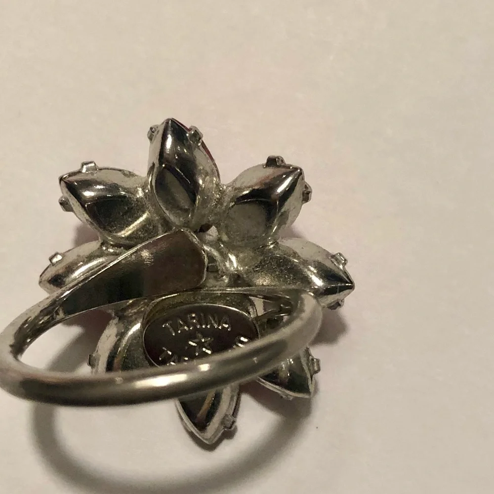 🎉VINTAGE TARINA TARANTINO JEWELED RING💗 - Picture 5 of 5